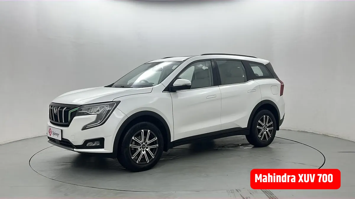 Mahindra XUV 900